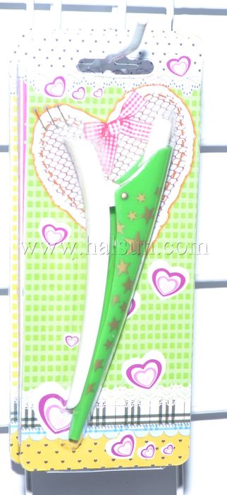 Green clip pens in blistercard